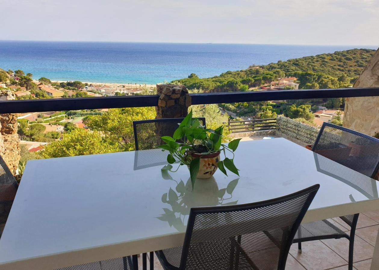 Villetta Con Piscina Panoramica Belvedere Mari Pintau Geremèas Exteriör bild