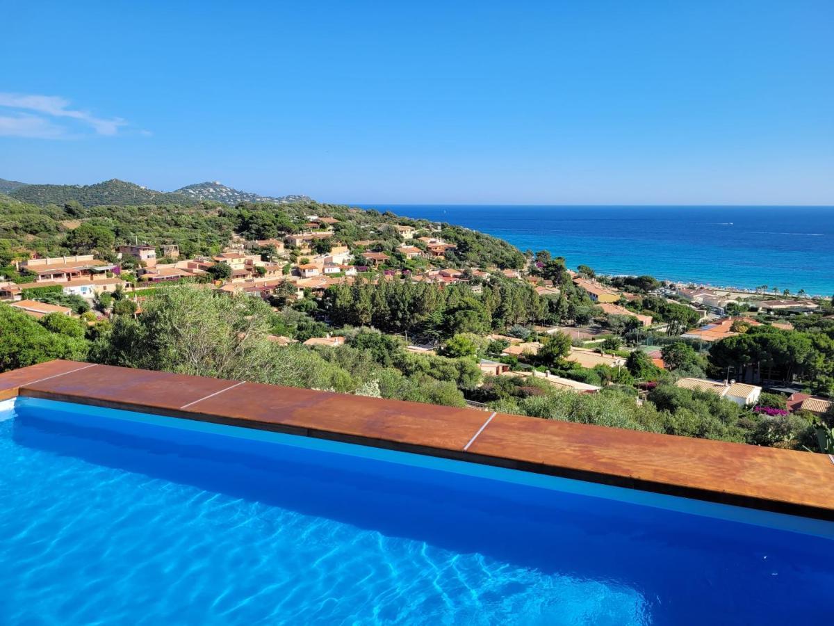Villetta Con Piscina Panoramica Belvedere Mari Pintau Geremèas Exteriör bild